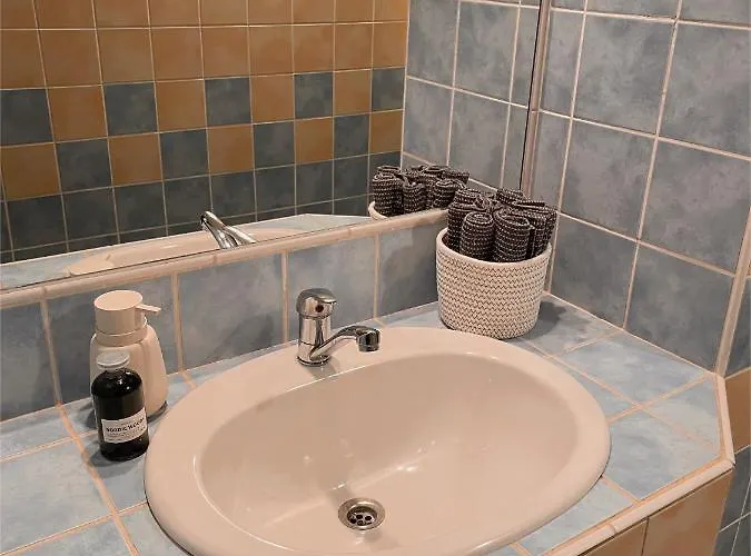 Prague Apartment *